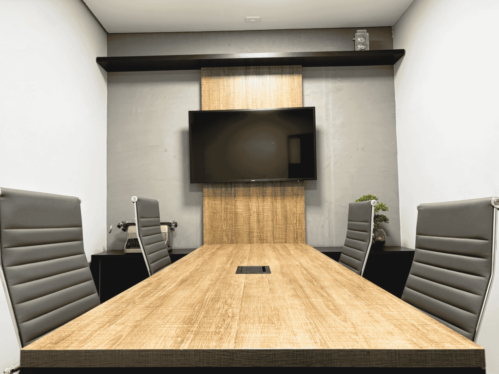 Outro ângulo da sala de reuniões da Viiwork em São Bernardo do Campo